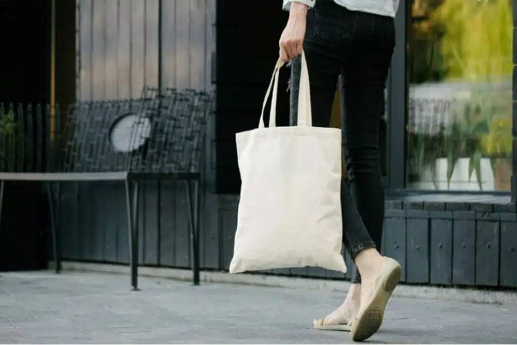 ساک دستی پارچه ای چیست؟ ساک دستی پارچه ای چیست؟